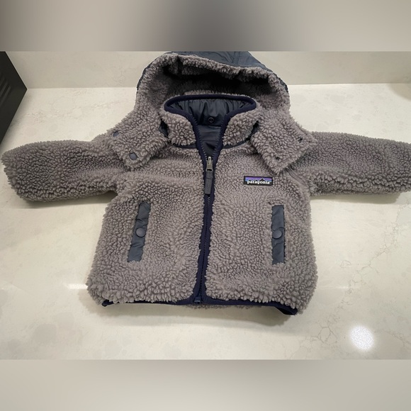 Patagonia Infant Baby Blue Gray Reversible Tribbles Hoody Jacket1